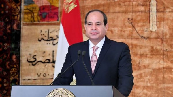 الرئيس السيسي يهنئ جمهورية القمر المتحدة وجنوب السودان بذكرى يوم الاسقلال والرأس الأخضر بذكرى العيد القومي