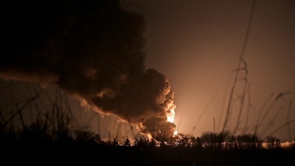 انفجارات تهز مقاطعة خميلنيتسكي غربي أوكرانيا وسط حالة تأهب عامة