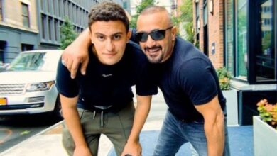ربنا كبير.. ياسين السقا يتجاهل أزمة والدته ويحتفل بنجاح فيلم أحمد وأحمد