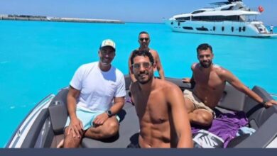 عبد الله السعيد يستمتع بعطلته الصيفية رفقة أحمد حجازي.. شاهد