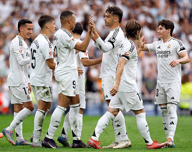 ليس رودريجو.. موقف ريال مدريد من بيع نجمه في الصيف
