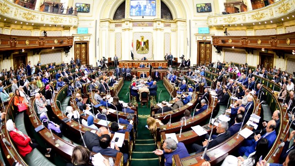 مجلس النواب يناقش مشروع تعديل قانون المهن الطبية