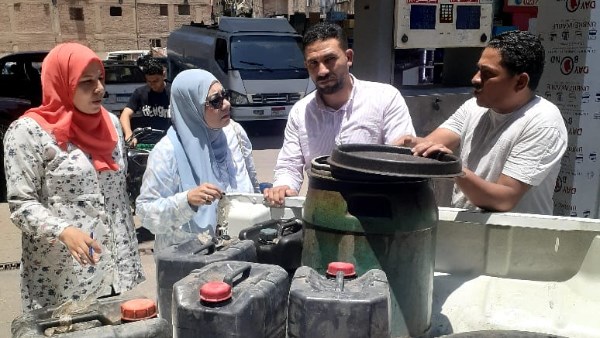 محافظ الجيزة يوجّه بتنفيذ حملات موسعة على بائعي المواد البترولية بالطرق العامة
