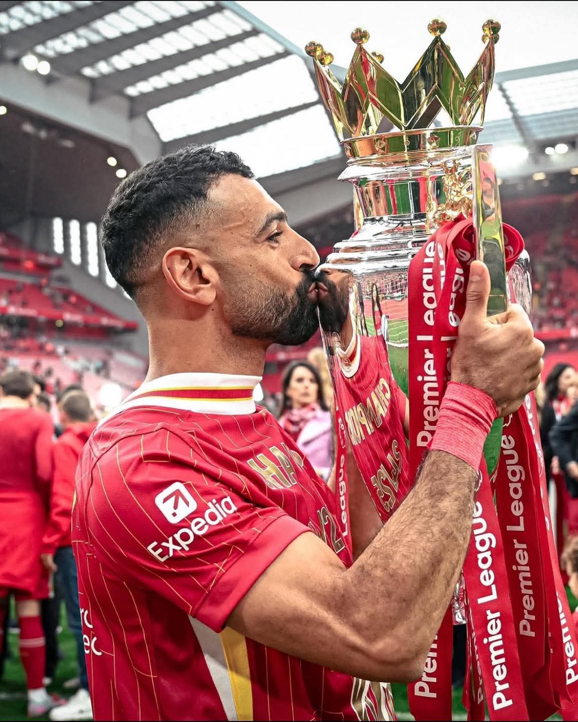 محمد صلاح تحت التهديد.. ماكينة أهداف تقترب من البريميرليج