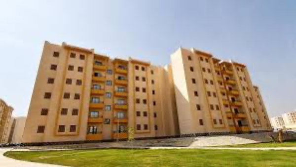 مسئولو الإسكان يتفقدون محطات معالجة الصرف الصحي والطرق بمدينة بني سويف الجديدة