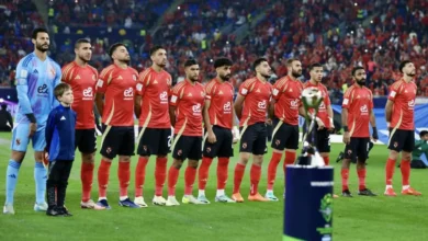 نجم الأهلي يفتح النار على حارس الفريق