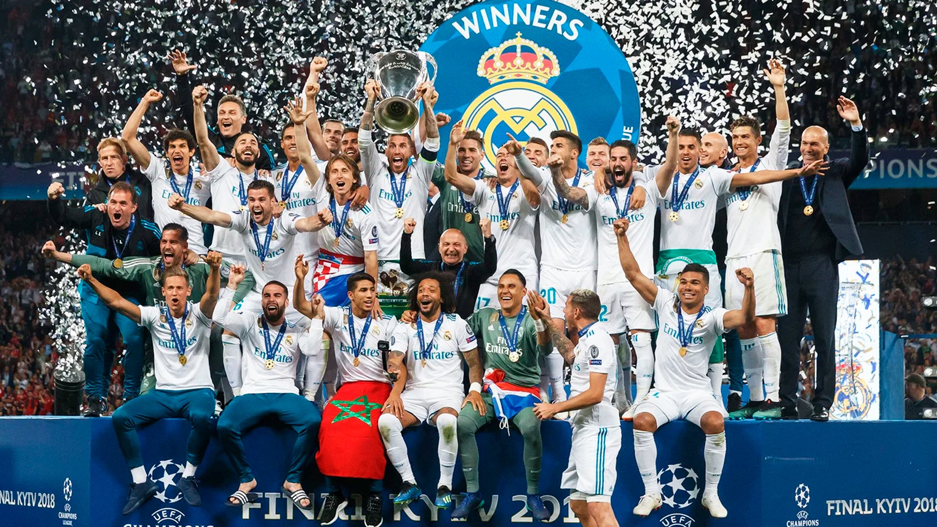 نجم ريال مدريد يهاجم إدارة الملكي بسبب أرنولد.. هذا جنون