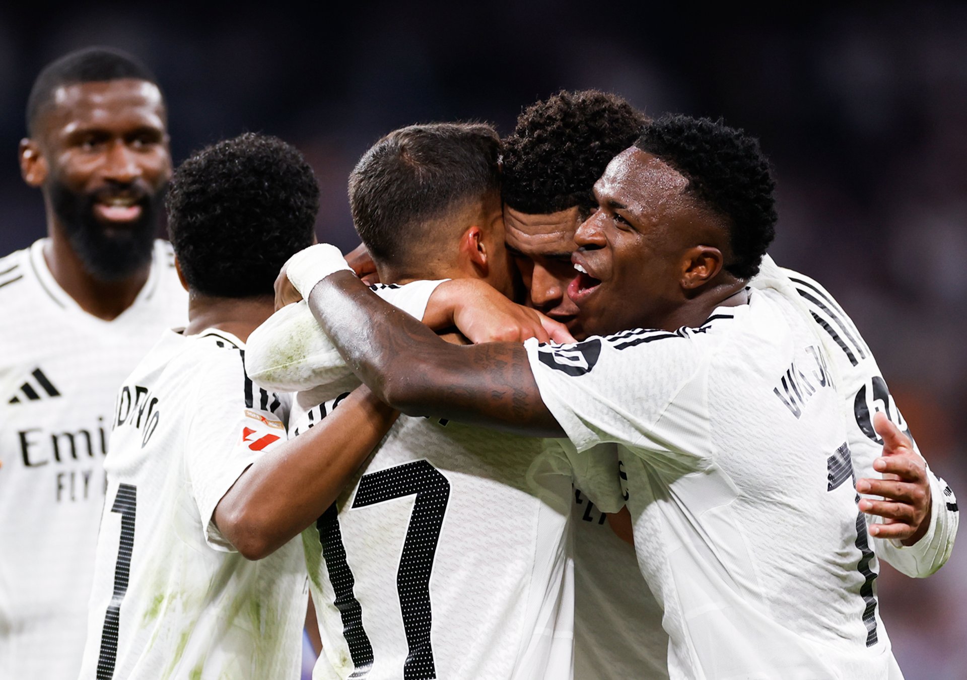 هل بدأ العد التنازلي؟ قرار مفاجئ داخل ريال مدريد يفتح الباب أمام الرحيل الكبير