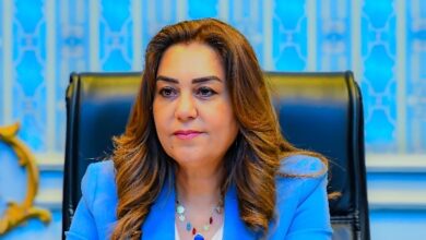 وزيرة التنمية المحلية توجه المحافظات بتيسير مشاركة صاحبات الحرف اليدوية في المعارض