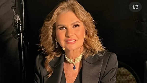 يسرا تخطف الأنظار بهذه الإطلالة في باريس